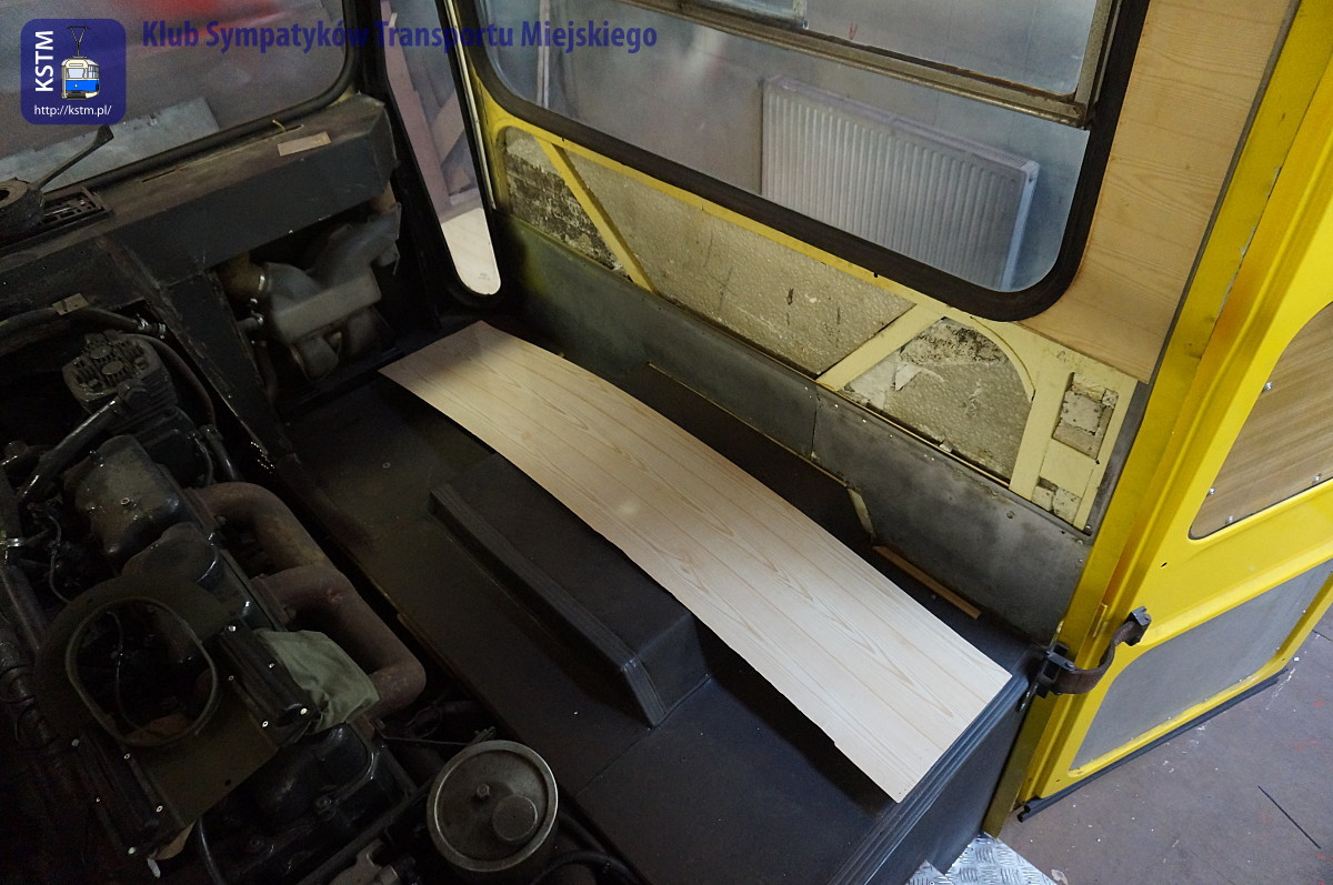 Odtwarzanie wnętrza autobusu Jelcz 080