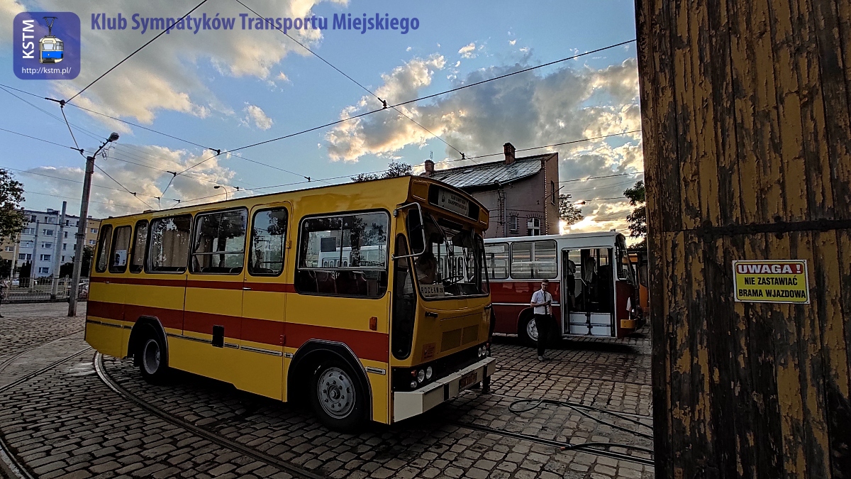 Poznański Ikarus na Wrocławskich Linia Turystycznych