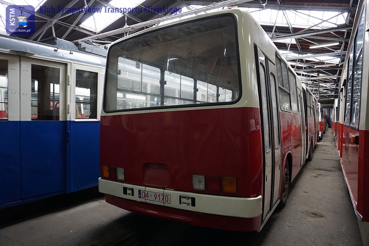 Postępy przy Ikarusie 280.70E