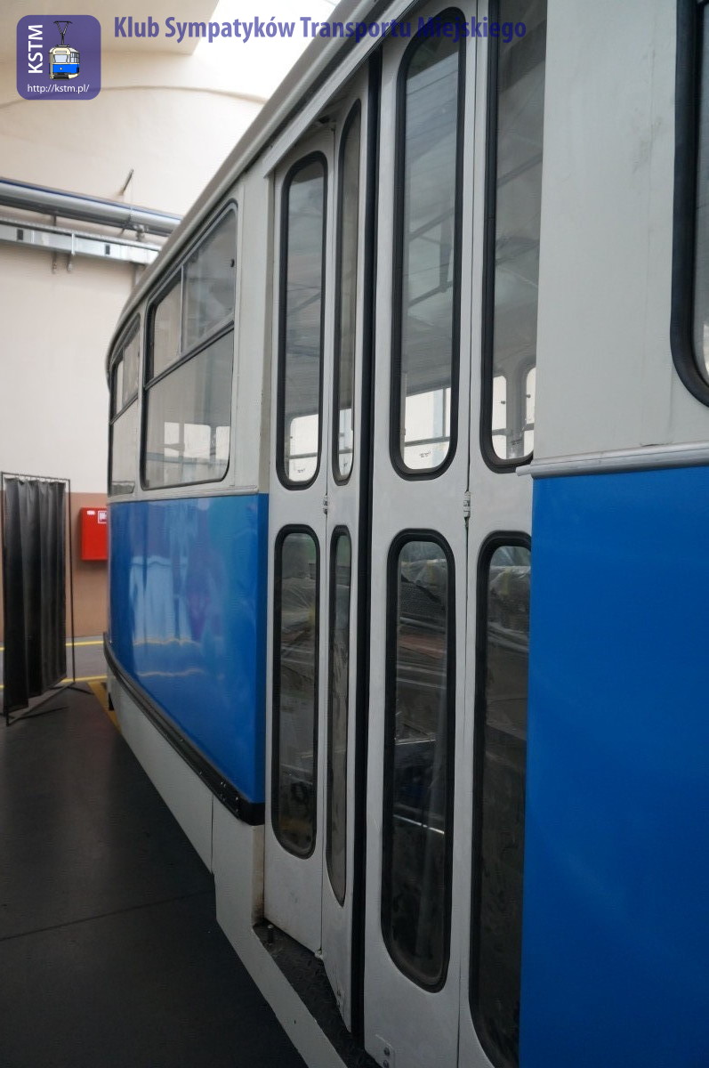 Postępy w pracach przy wagonie Konstal 102 Na