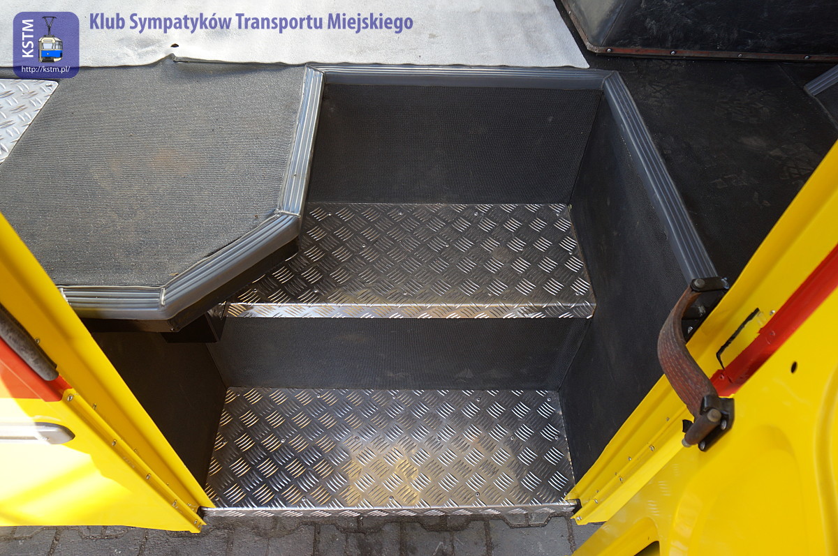 Zakończenie pierwszego etapu restauracji autobusu Jelcz 080