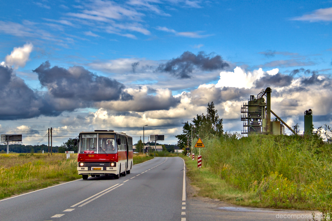 Zabytkowym Ikarusem do gminy Długołęka